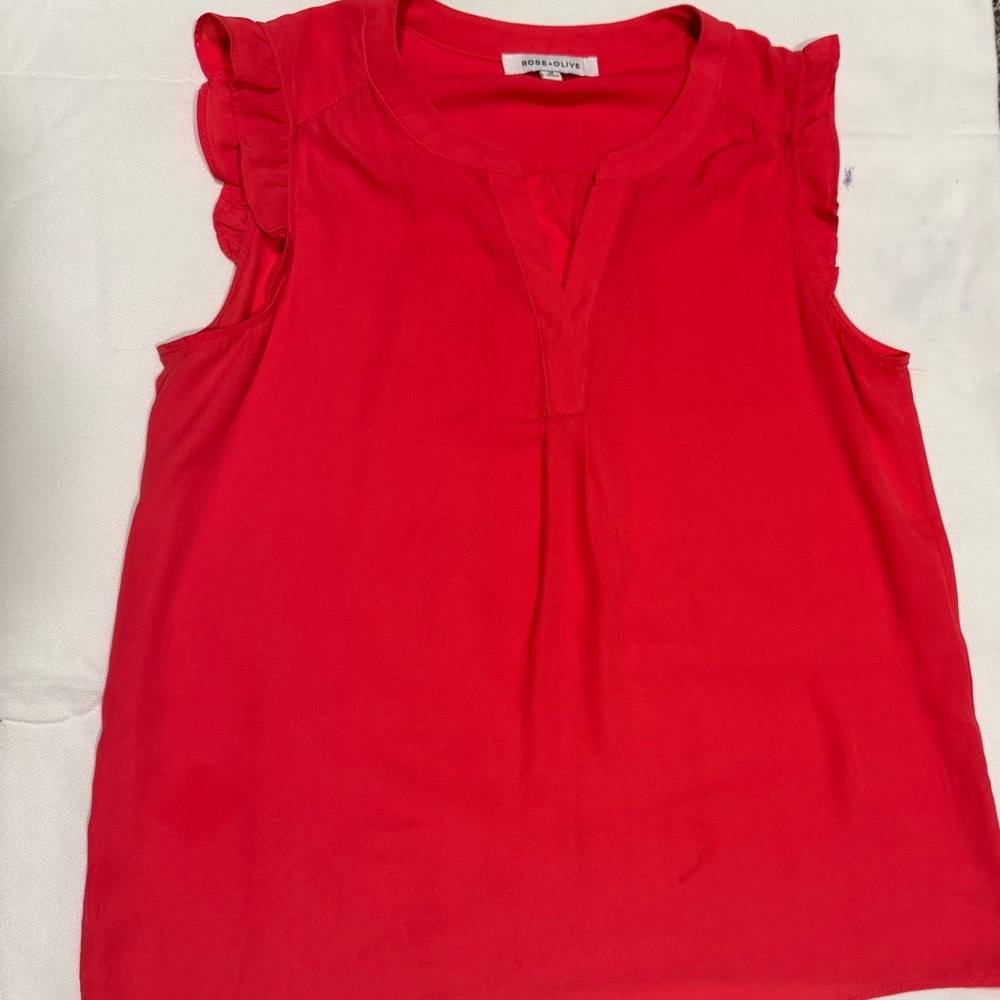 Red Sleeveless Top